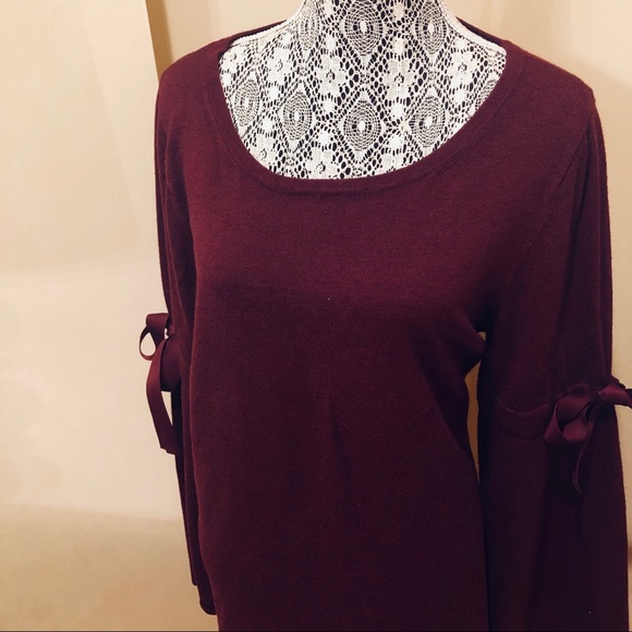Dresses & Skirts - MAX STUDIO KNIT SHIFT DRESS